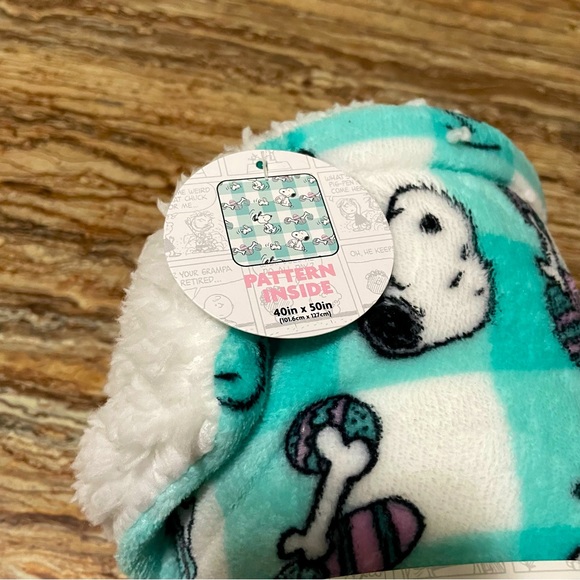 Peanuts - Picture 3 of 4